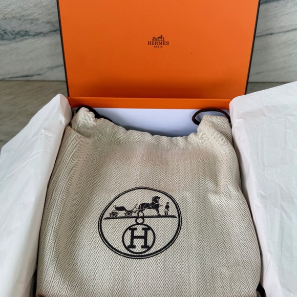 Hermes Taupe Evelyne Crossbody Bag - Picture 2 of 6